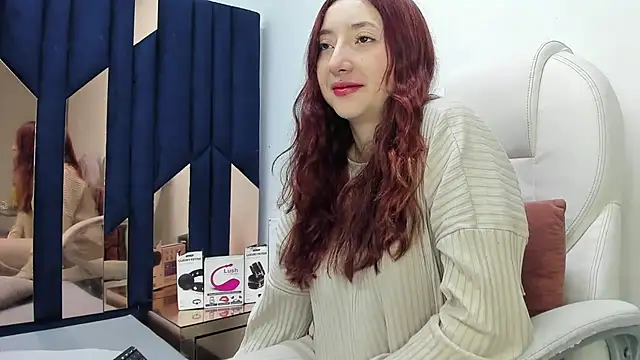 Snapshot of Barbie_girl_69 chatting on 03/18/25, 02:15 Barbie girl 69 online show from 03/18/25, 02:15