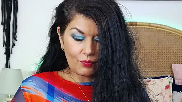 EllenGrace online show from 03/17/25, 02:41