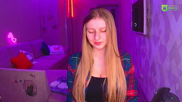 AmaliaQueen online show from 12/28/24, 02:32