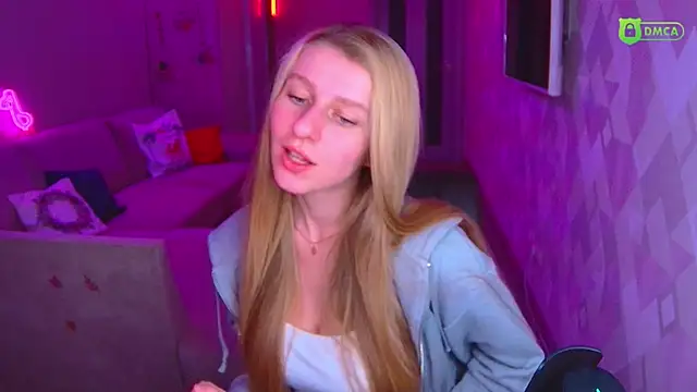 AmaliaQueen online show from 12/21/25, 02:24