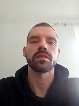 Snapshot of RuleMasterX chatting on 10/28/25, 09:17 RuleMasterX online show from 10/28/25, 09:17