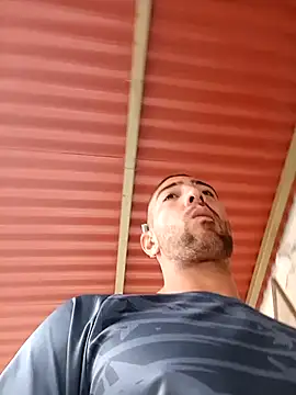 sebasxx97 online show from 03/11/25, 12:39