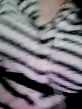 Snapshot of Zanoba-16 chatting on 03/21/25, 12:07 Zanoba-16 online show from 03/21/25, 12:07