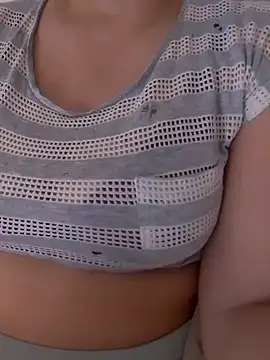 Snapshot of Zanoba-16 chatting on 10/12/25, 07:40 Zanoba-16 online show from 10/12/25, 07:40