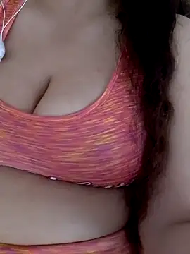 Snapshot of Zanoba-16 chatting on 10/30/25, 08:05 Zanoba-16 online show from 10/30/25, 08:05