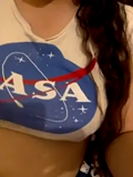 Snapshot of Zanoba-16 chatting on 11/14/25, 10:40 Zanoba-16 online show from 11/14/25, 10:40