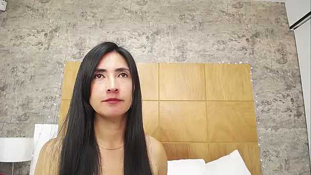 Snapshot of JainaRogers chatting on 10/04/25, 04:05 JainaRogers online show from 10/04/25, 04:05