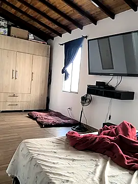 RachellGraham online show from 03/10/25, 04:25