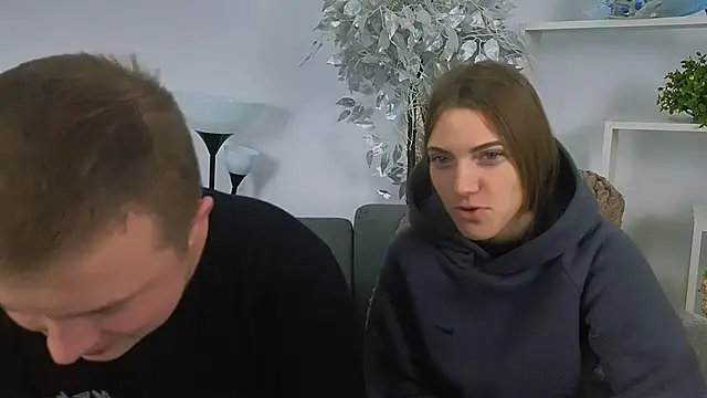 Snapshot of _Olli__Stiw_ chatting on 10/23/25, 07:51 Olli Stiw online show from 10/23/25, 07:51