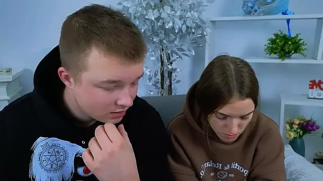 Snapshot of _Olli__Stiw_ chatting on 10/26/25, 07:03 Olli Stiw online show from 10/26/25, 07:03