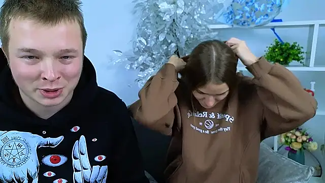 Snapshot of _Olli__Stiw_ chatting on 11/13/25, 09:08 Olli Stiw online show from 11/13/25, 09:08