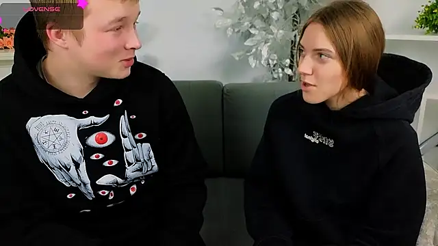 Snapshot of _Olli__Stiw_ chatting on 11/27/25, 08:16 Olli Stiw online show from 11/27/25, 08:16