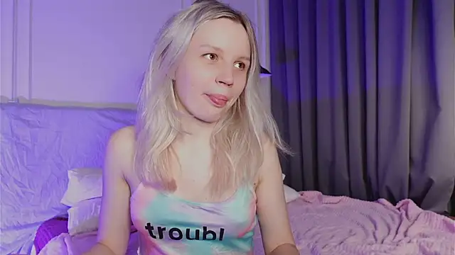 Beatrica Klein online show from 02/19/25, 02:12