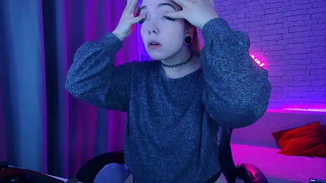 Snapshot of -Stacyy- chatting on 11/20/25, 10:26 -Stacyy- online show from 11/20/25, 10:26