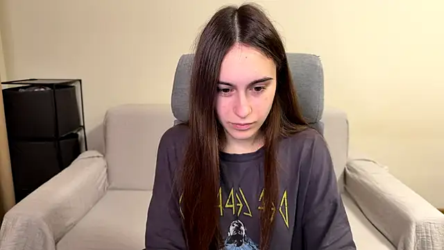 AliceKolltt online show from 03/29/26, 07:36