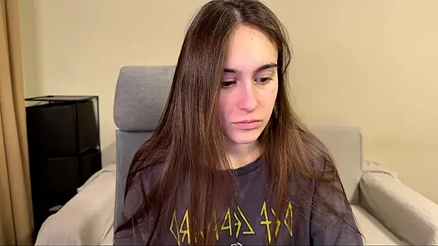 AliceKolltt online show from 04/10/26, 08:57