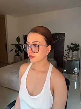 EmaSaenz online show from 02/20/26, 05:57