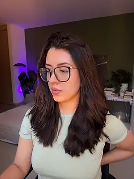 EmaSaenz online show from 06/24/26, 11:15