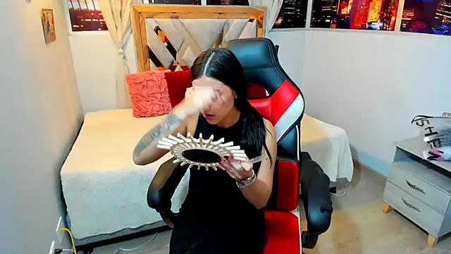 Kendall Sophy online show from 03/06/25, 07:43