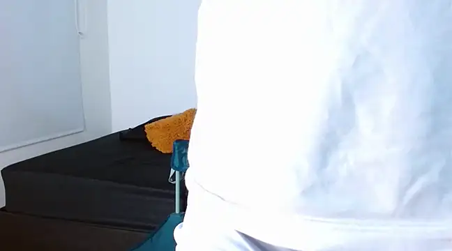 frank myles online show from 02/12/25, 02:14