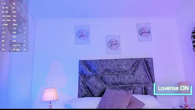 Snapshot of emilycat_777 chatting on 10/24/25, 05:04 emilycat 777 online show from 10/24/25, 05:04