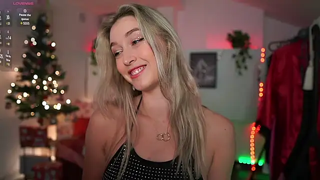 Snapshot of Alexis___Texas chatting on 12/31/24, 02:14 Alexis Texas online show from 12/31/24, 02:14