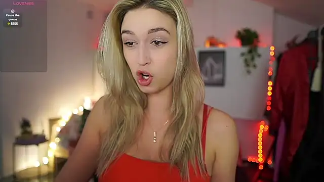 Snapshot of Alexis___Texas chatting on 01/15/25, 07:55 Alexis Texas online show from 01/15/25, 07:55