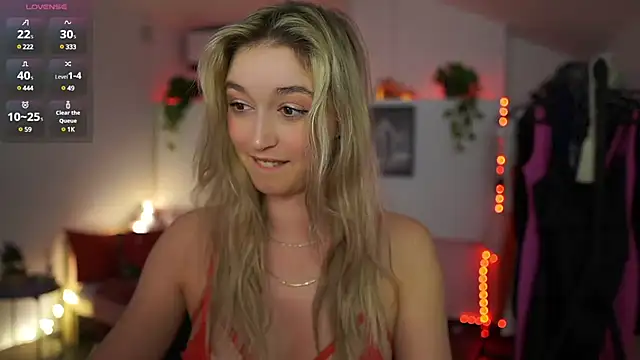 Snapshot of Alexis___Texas chatting on 01/25/25, 02:14 Alexis Texas online show from 01/25/25, 02:14