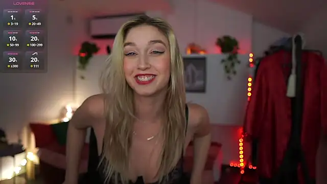 Snapshot of Alexis___Texas chatting on 02/02/25, 10:17 Alexis Texas online show from 02/02/25, 10:17