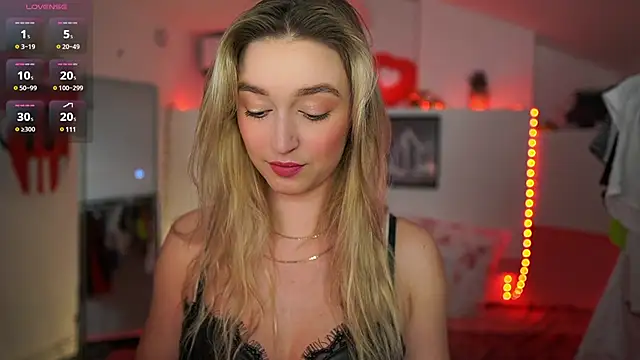 Snapshot of Alexis___Texas chatting on 03/12/25, 07:49 Alexis Texas online show from 03/12/25, 07:49