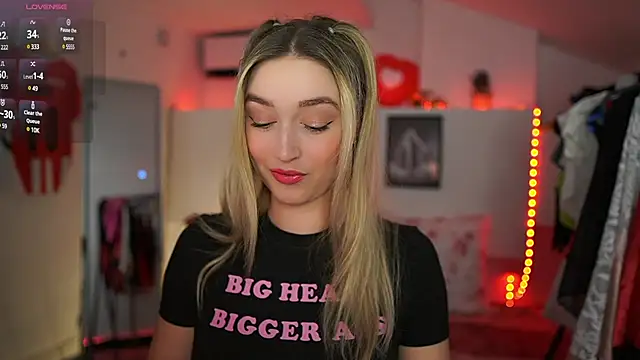 Snapshot of Alexis___Texas chatting on 03/18/25, 07:20 Alexis Texas online show from 03/18/25, 07:20