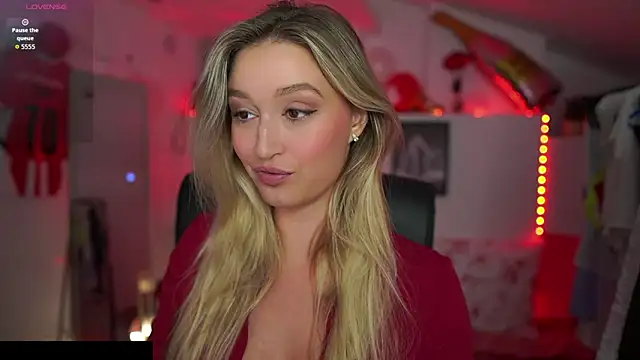 Snapshot of Alexis___Texas chatting on 09/14/25, 06:07 Alexis Texas online show from 09/14/25, 06:07