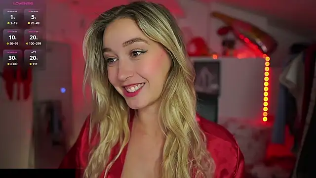 Snapshot of Alexis___Texas chatting on 10/04/25, 01:31 Alexis Texas online show from 10/04/25, 01:31