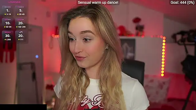 Snapshot of Alexis___Texas chatting on 11/05/25, 07:25 Alexis Texas online show from 11/05/25, 07:25