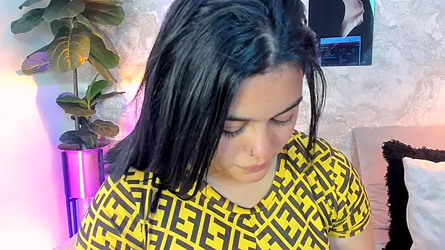 alina stark online show from 10/18/25, 09:59