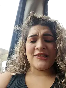 Sara smiiith211 online show from 03/13/26, 08:26