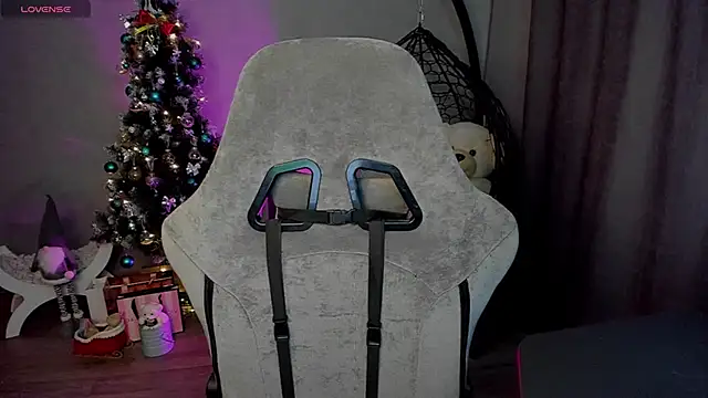 lily williamss online show from 01/14/25, 03:11