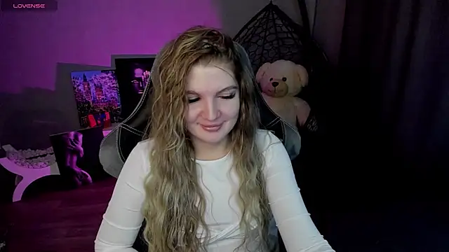 lily williamss online show from 01/28/25, 03:36