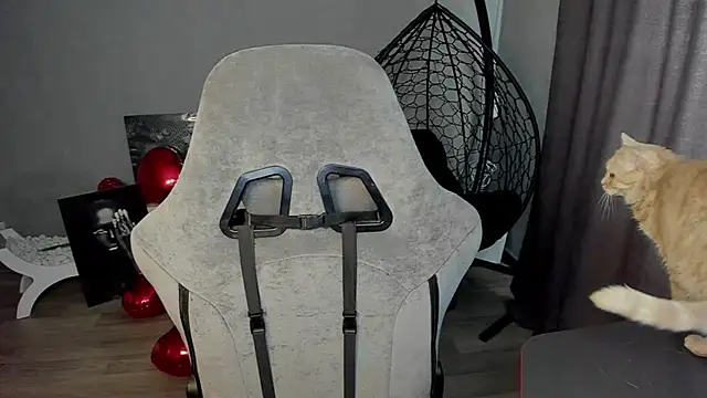 lily williamss online show from 03/12/25, 06:29