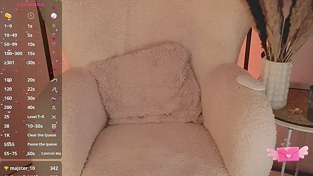 Snapshot of _vicky_wonka_ chatting on 01/19/25, 04:01 vicky wonka online show from 01/19/25, 04:01