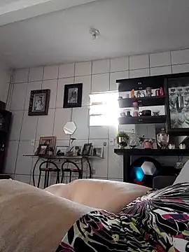 marcialoira online show from 10/06/25, 01:08