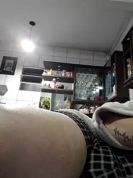 marcialoira online show from 10/22/25, 11:37