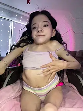 MiniSophiaa online show from 01/18/25, 09:02