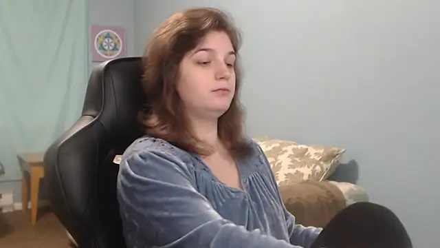 TreeJeanne online show from 12/31/24, 07:40