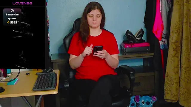 TreeJeanne online show from 12/20/25, 04:03