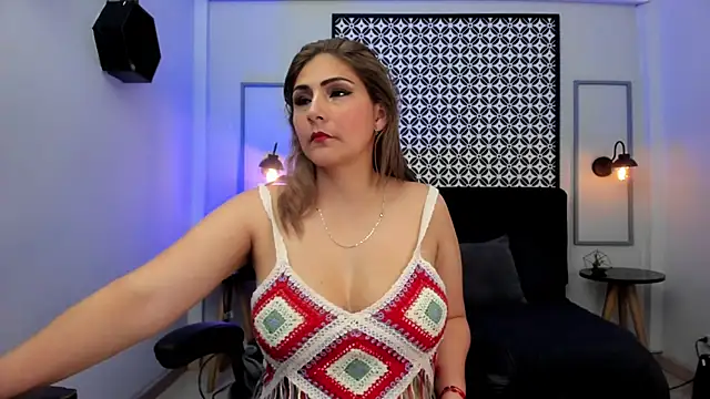 Snapshot of Melanie_silver_ chatting on 11/05/25, 09:15 Melanie silver online show from 11/05/25, 09:15