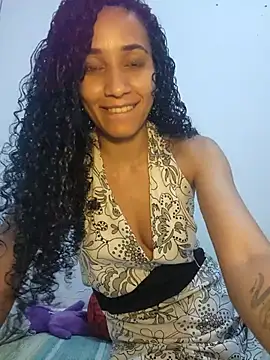 lessaeumesma8 online show from 10/07/25, 07:00