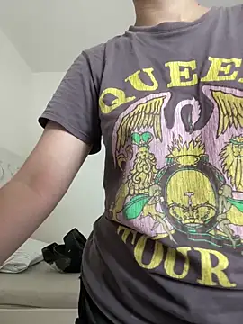 Lia sex69 online show from 02/21/25, 12:06