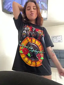 Lia sex69 online show from 03/11/25, 03:02