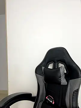 Lia sex69 online show from 09/09/25, 10:15